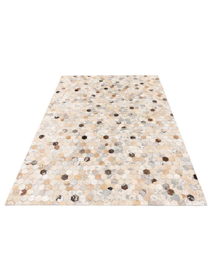 Detail image of  4' 7 x 6' 7 Cowhide Stocks Rug