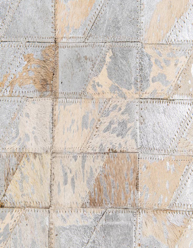 Detail image of  4' 6 x 6' 6 Cowhide Stocks Rug