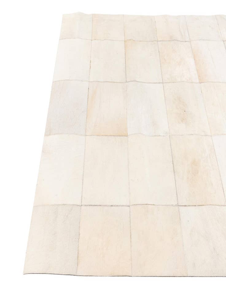 Detail image of  4' 3 x 6' 4 Cowhide Stocks Rug