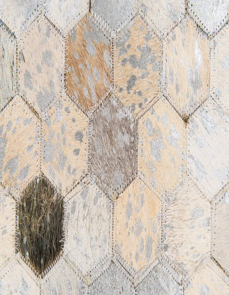 Detail image of  4' x 5' 7 Cowhide Stocks Rug