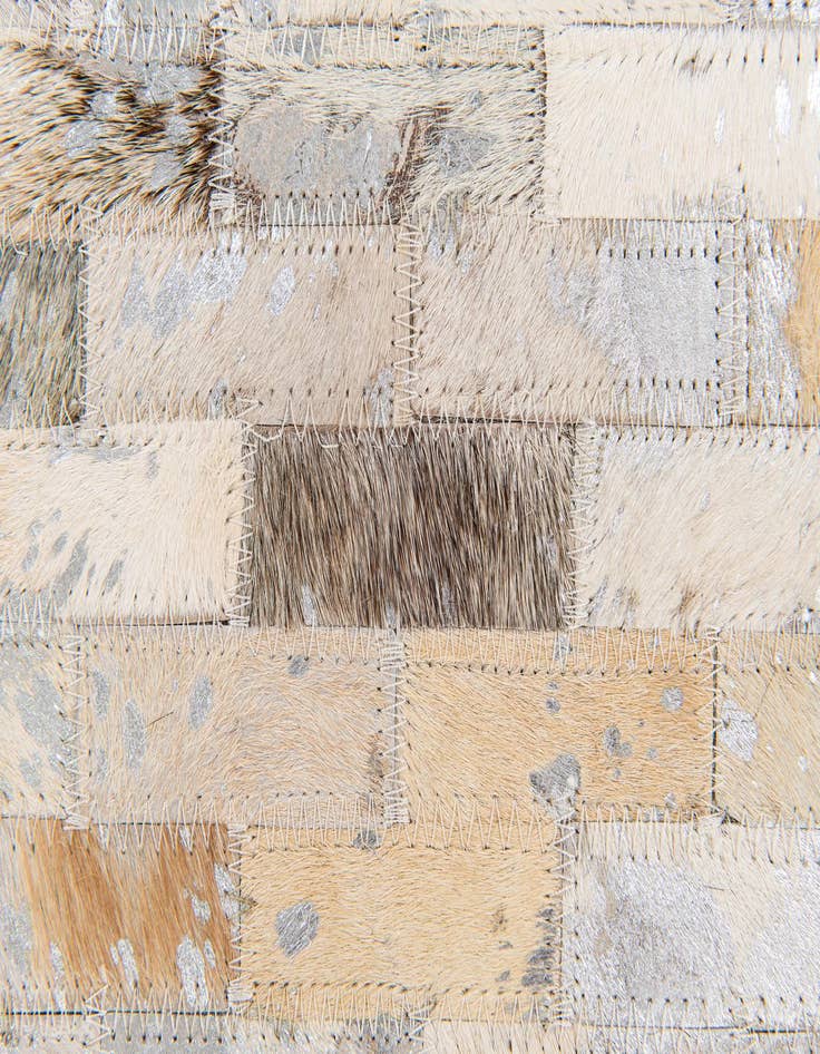 Detail image of  4' x 4' 8 Cowhide Stocks Rug