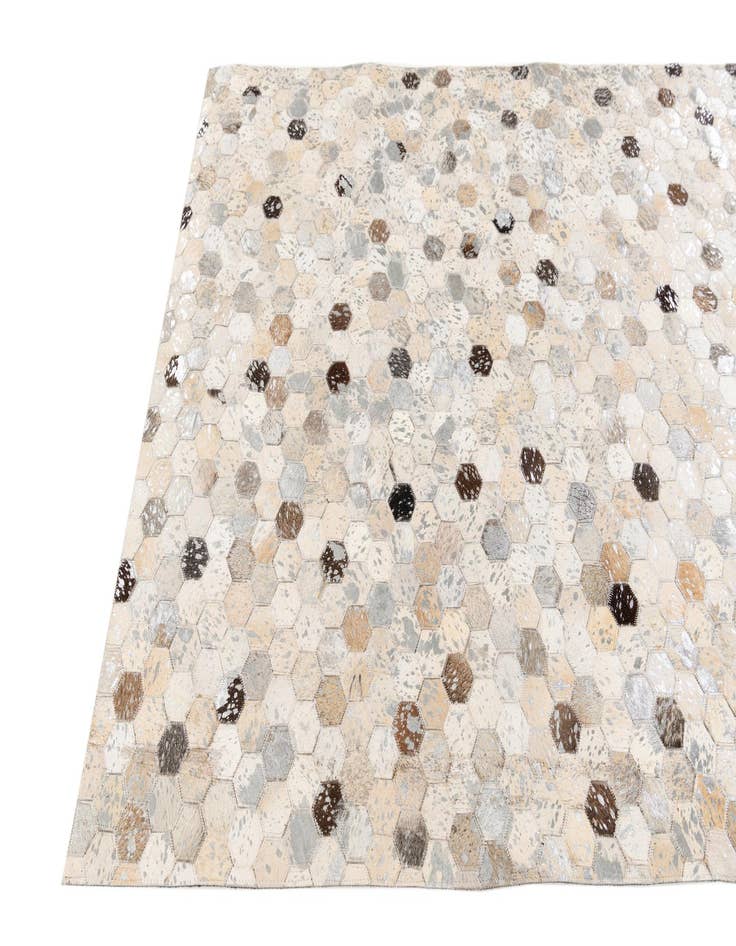 Detail image of  4' x 5' 7 Cowhide Stocks Rug