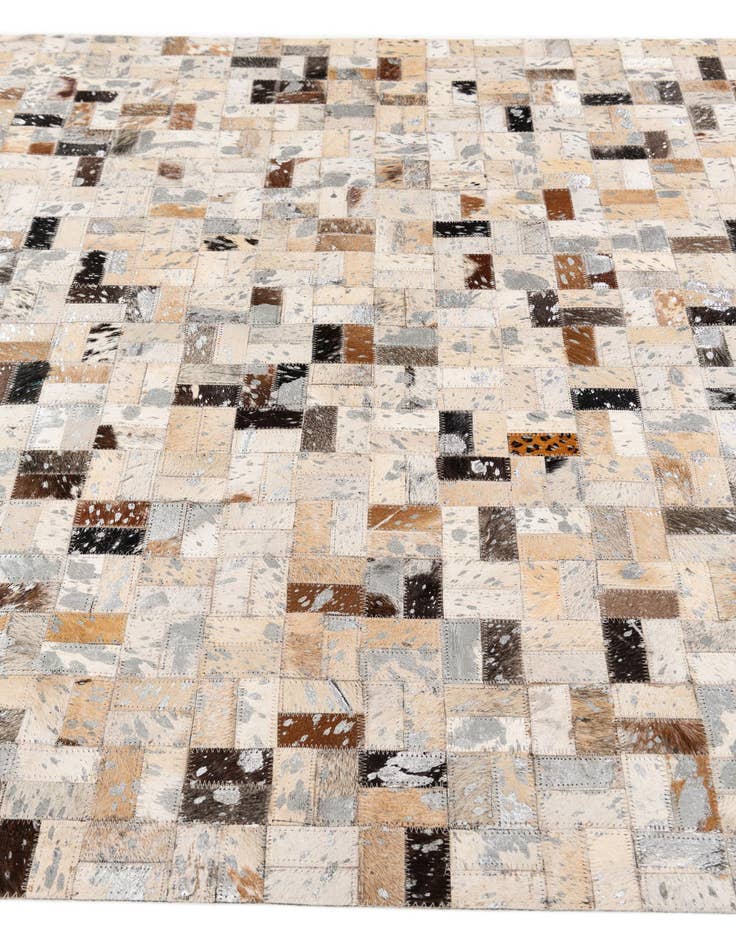 Detail image of  4' 1 x 5' 10 Cowhide Stocks Rug