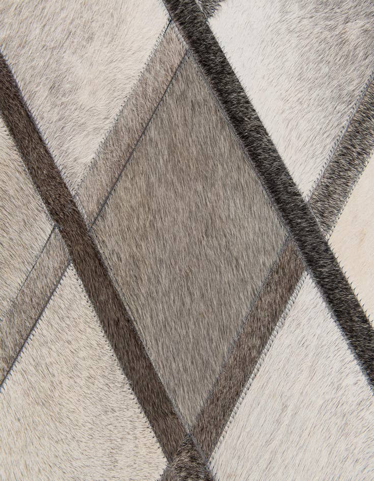 Detail image of  4' 1 x 6' 3 Cowhide Stocks Rug