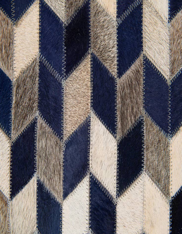 Detail image of  4' 4 x 6' 2 Cowhide Stocks Rug