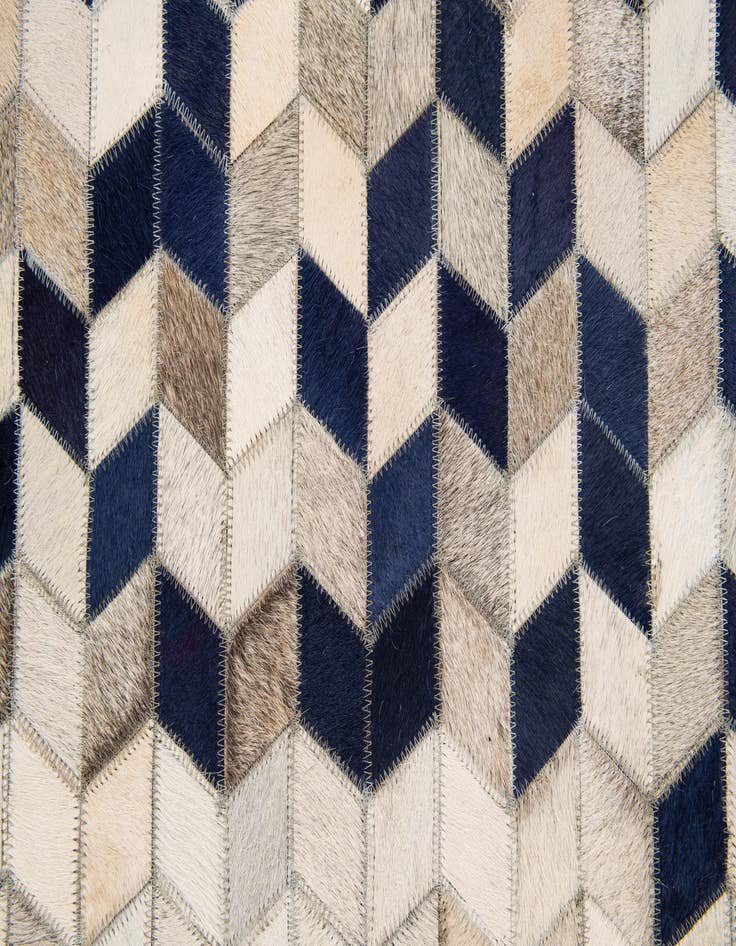 Detail image of  4' 4 x 6' 2 Cowhide Stocks Rug