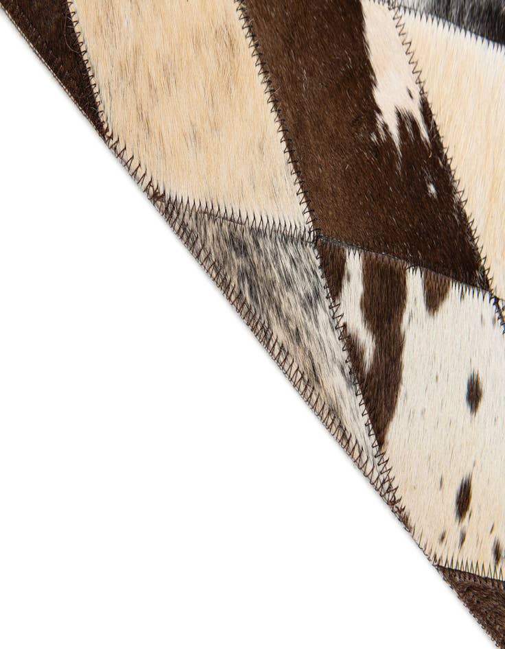 Detail image of  4' x 5' 10 Cowhide Stocks Rug