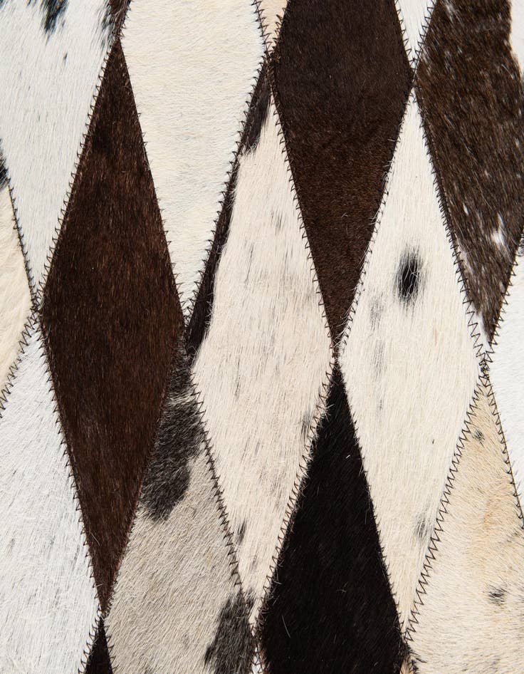Detail image of  4' x 5' 10 Cowhide Stocks Rug