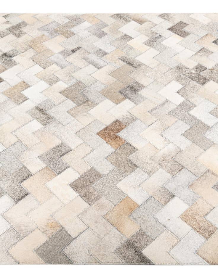 Detail image of  4' 1 x 6' Cowhide Stocks Rug