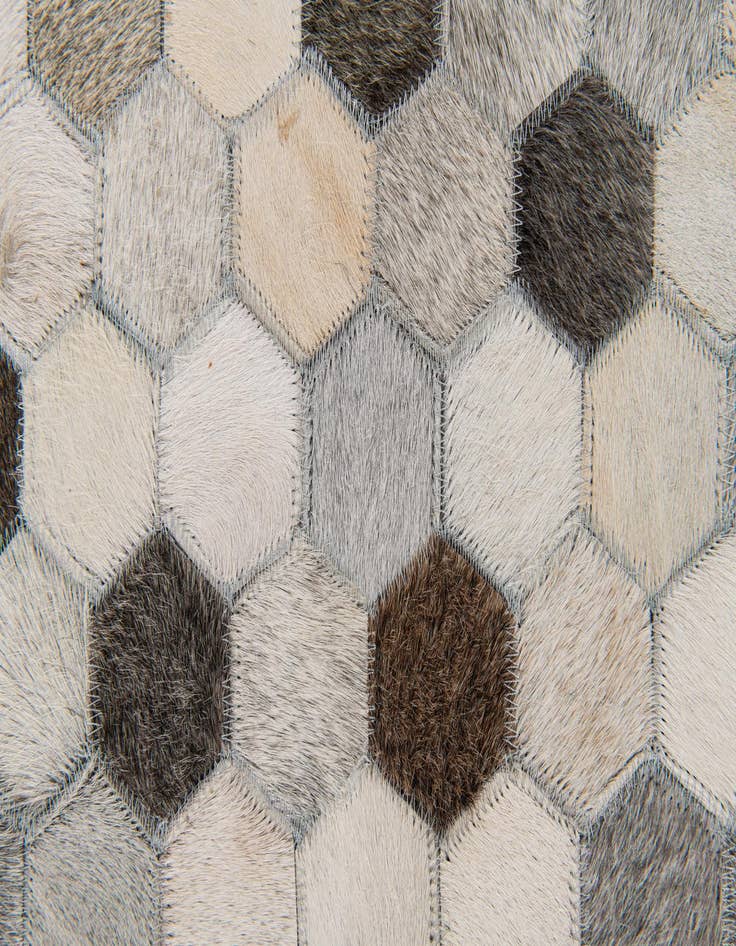 Detail image of  4' x 5' 10 Cowhide Stocks Rug