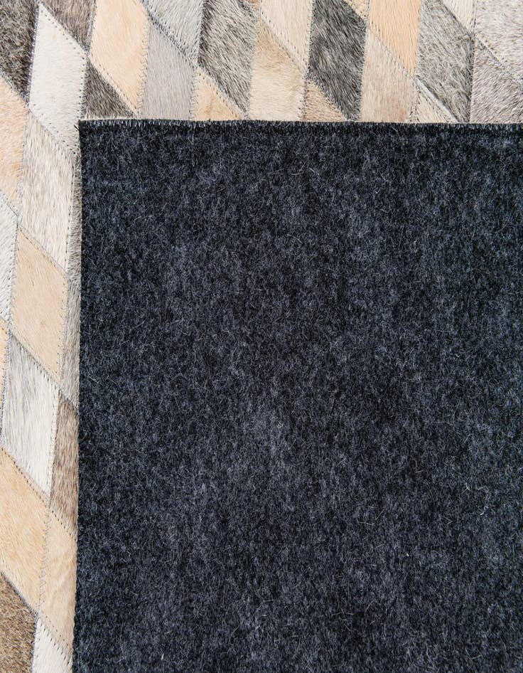 Detail image of  3' 11 x 5' 11 Cowhide Stocks Rug