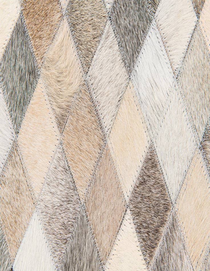 Detail image of  4' x 6' 1 Cowhide Stocks Rug