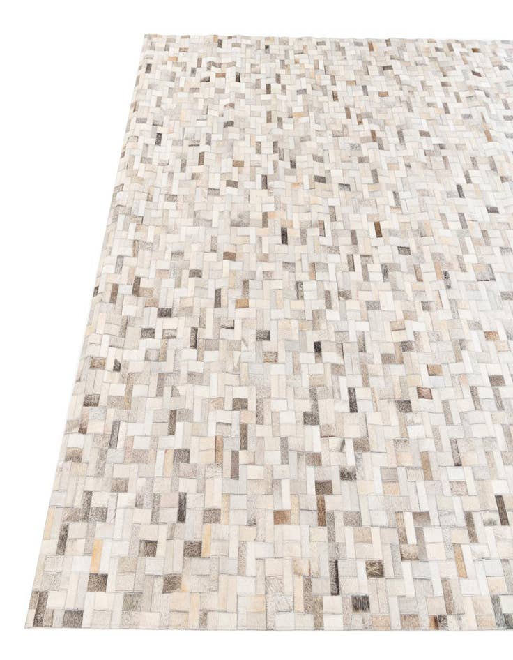 Detail image of  6' 7 x 9' 9 Cowhide Stocks Rug