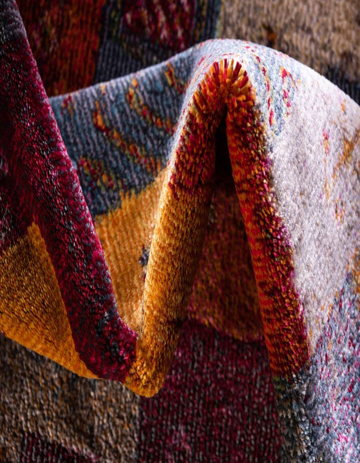 Detail image of  2' 2 x 3' Dakota Rug