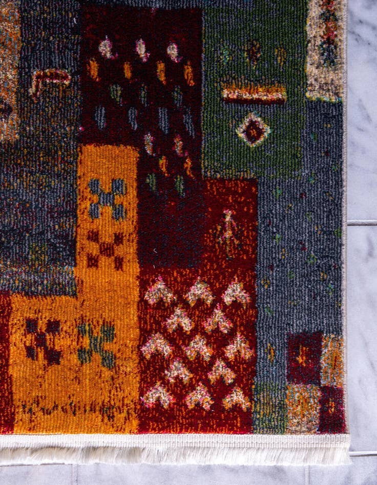 Detail image of  2' 2 x 3' Dakota Rug