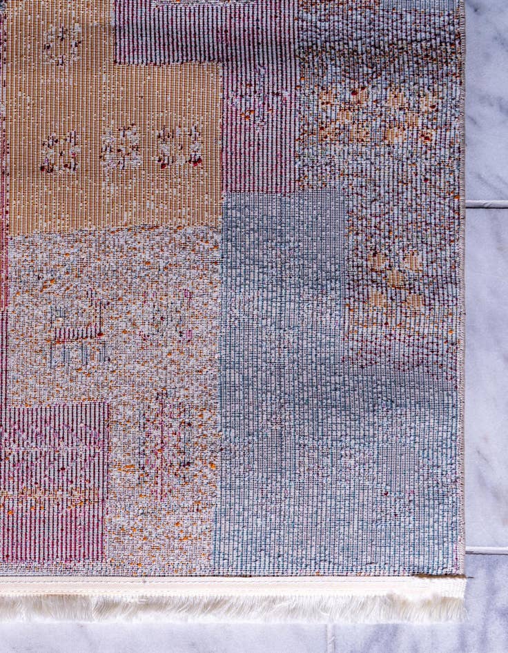 Detail image of  2' 2 x 3' Dakota Rug