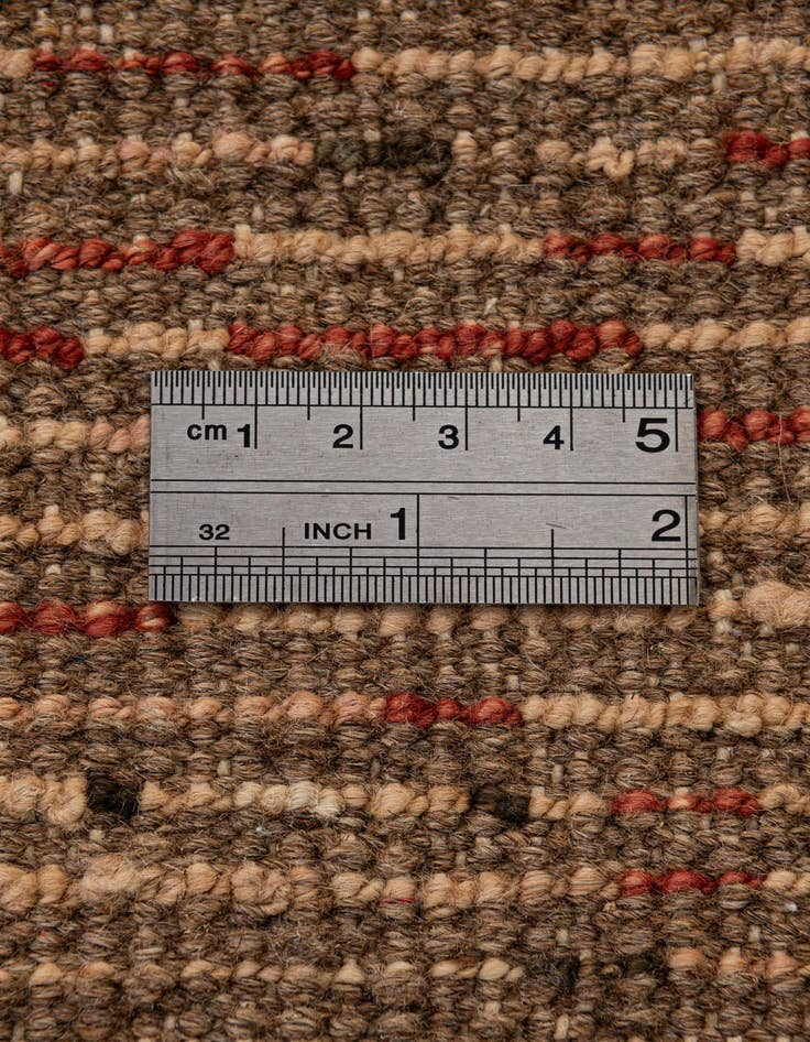 Detail image of  5' 9 x 7' 9  Hand Knotted Darya Wool Rug