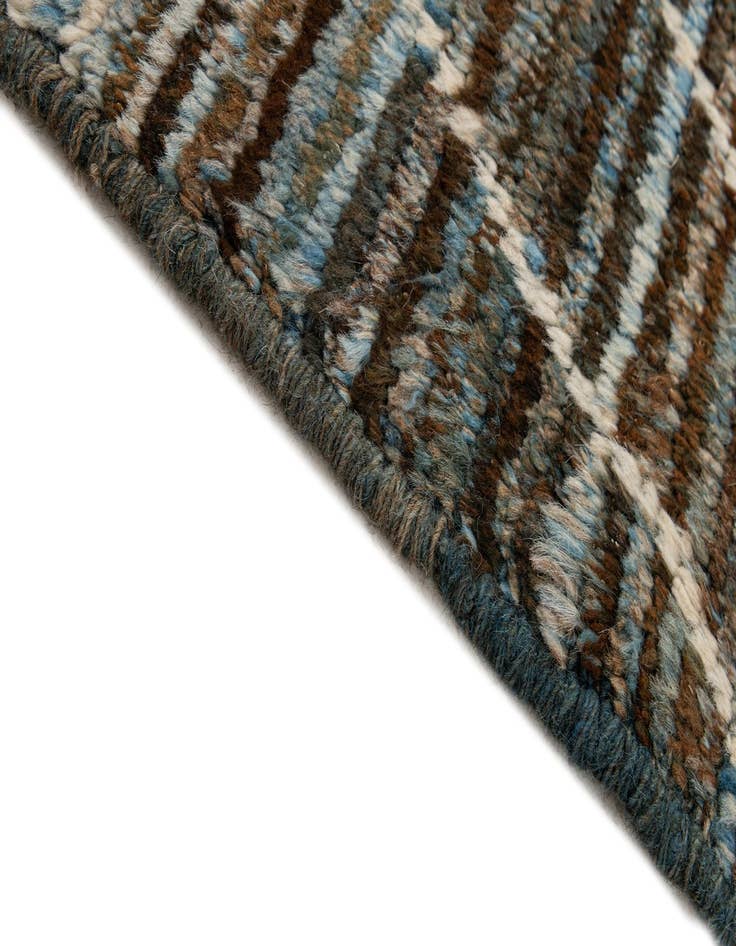 Detail image of  6' 7 x 9' 7  Hand Knotted Darya Wool Rug