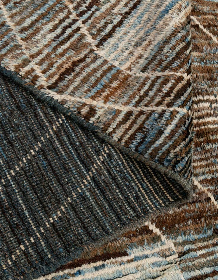 Detail image of  6' 7 x 9' 7  Hand Knotted Darya Wool Rug