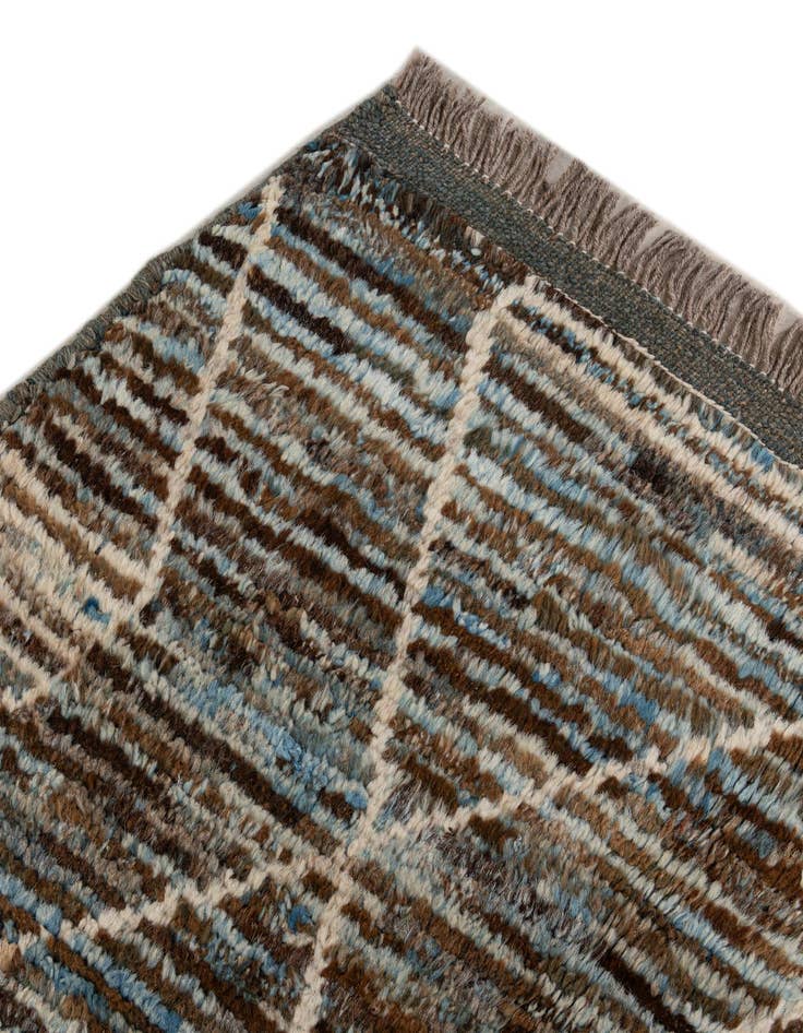 Detail image of  6' 7 x 9' 7  Hand Knotted Darya Wool Rug