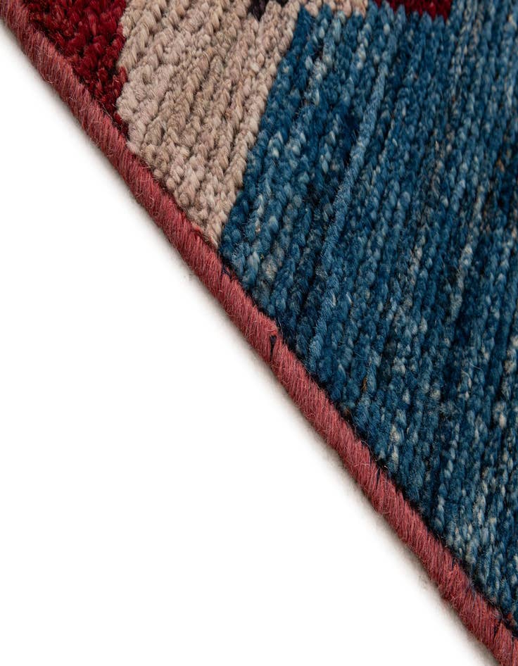 Detail image of  8' 2 x 9' 11  Hand Knotted Darya Wool Rug