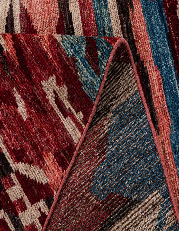 Detail image of  8' 2 x 9' 11  Hand Knotted Darya Wool Rug