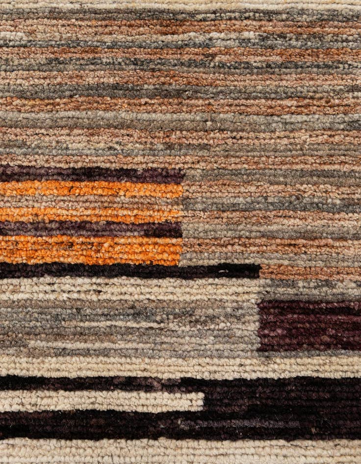 Detail image of  8' 2 x 9' 10  Hand Knotted Darya Wool Rug