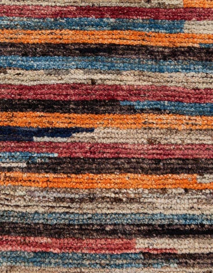 Detail image of  8' 2 x 9' 11  Hand Knotted Darya Wool Rug