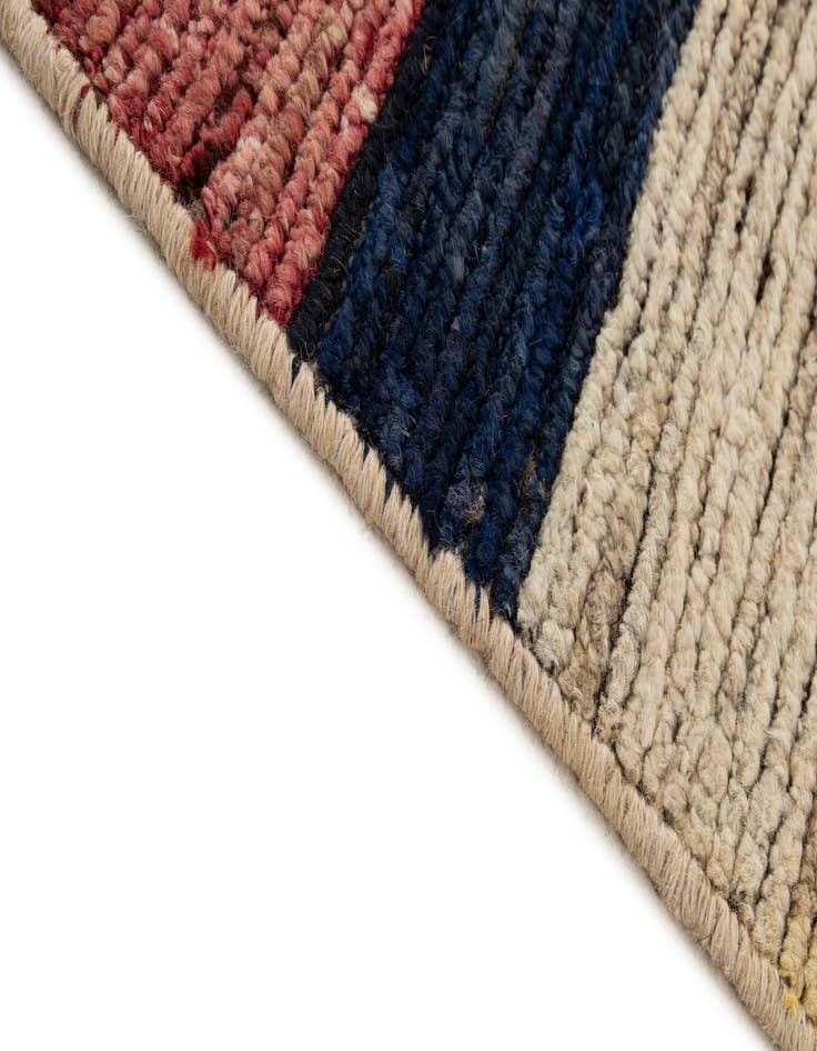 Detail image of  8' 4 x 9' 9  Hand Knotted Darya Wool Rug