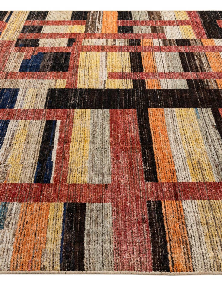 Detail image of  8' 4 x 9' 7  Hand Knotted Darya Wool Rug