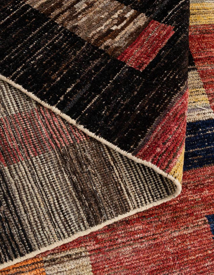 Detail image of  8' 4 x 9' 7  Hand Knotted Darya Wool Rug