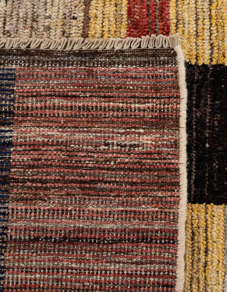 Detail image of  8' 4 x 9' 7  Hand Knotted Darya Wool Rug