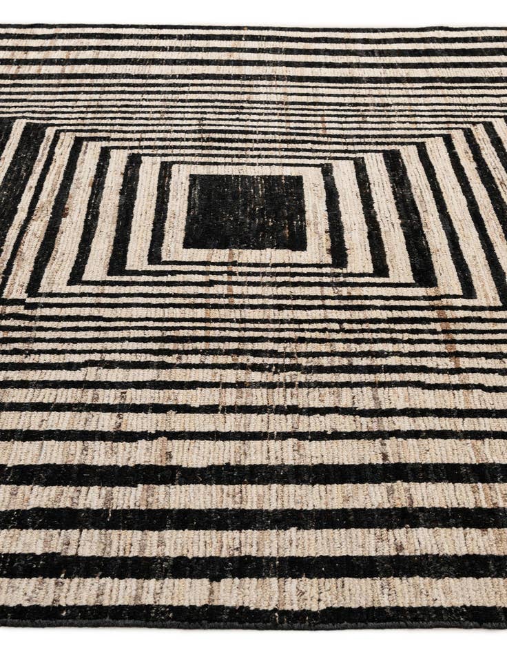 Detail image of  8' 2 x 9' 7  Hand Knotted Darya Wool Rug