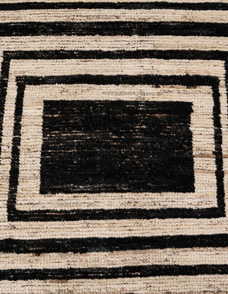Detail image of  8' 2 x 9' 7  Hand Knotted Darya Wool Rug
