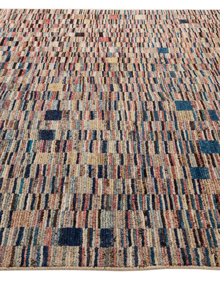 Detail image of  8' 2 x 9' 10  Hand Knotted Darya Wool Rug