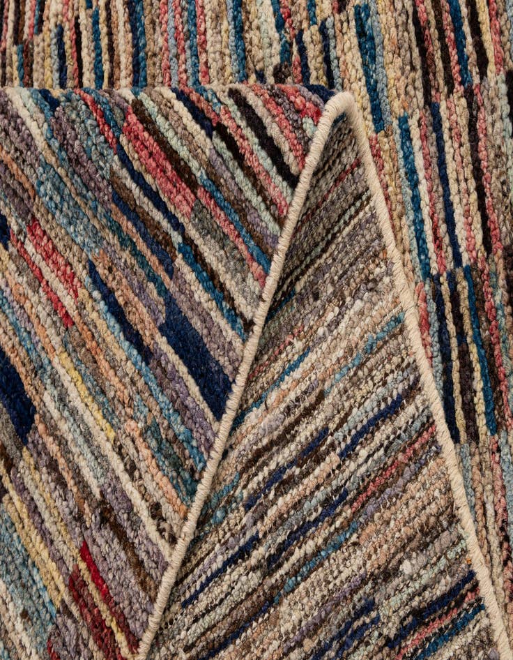 Detail image of  8' 2 x 9' 10  Hand Knotted Darya Wool Rug