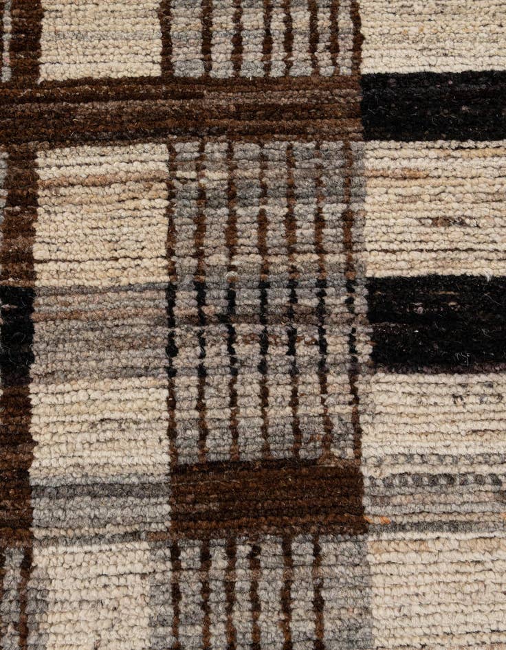 Detail image of  8' 6 x 9' 6  Hand Knotted Darya Wool Rug