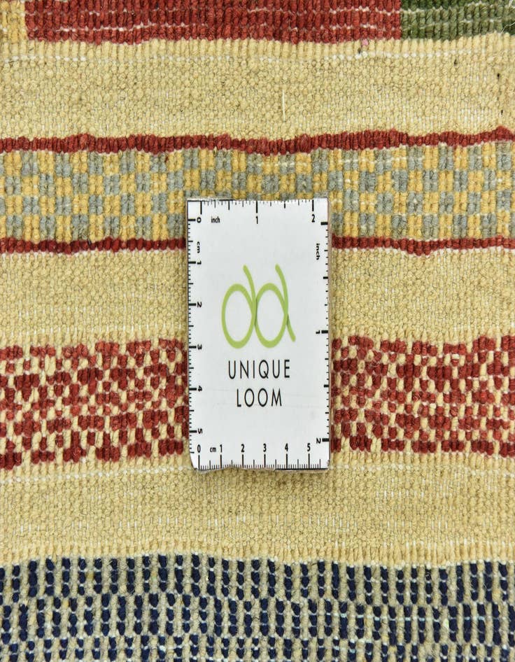 Detail image of  2' 8 x 4' 1  Hand Knotted Darya Rug