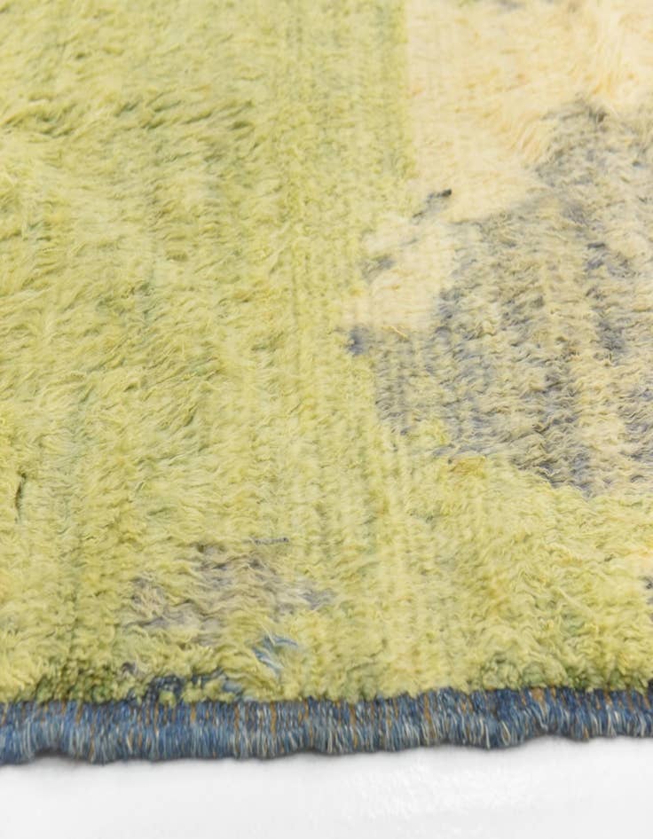 Detail image of  6' 2 x 9' 1  Hand Knotted Darya Wool Rug