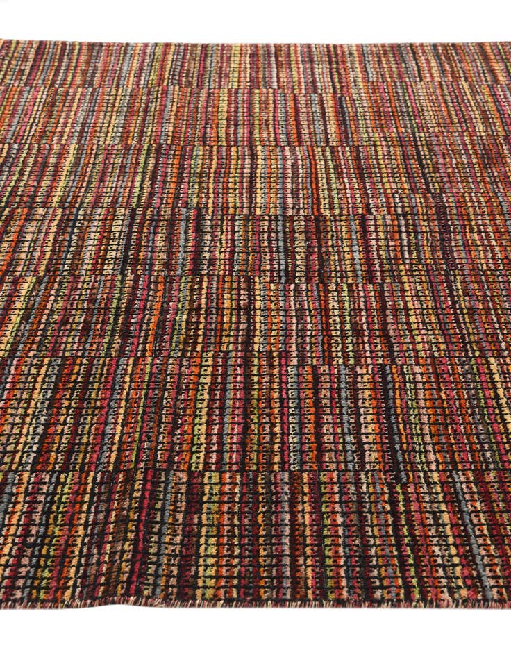 Detail image of  5' 7 x 7' 10  Hand Knotted Darya Wool Rug