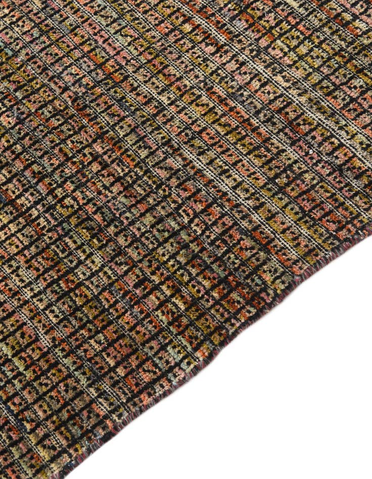 Detail image of  5' 5 x 7' 10  Hand Knotted Darya Wool Rug