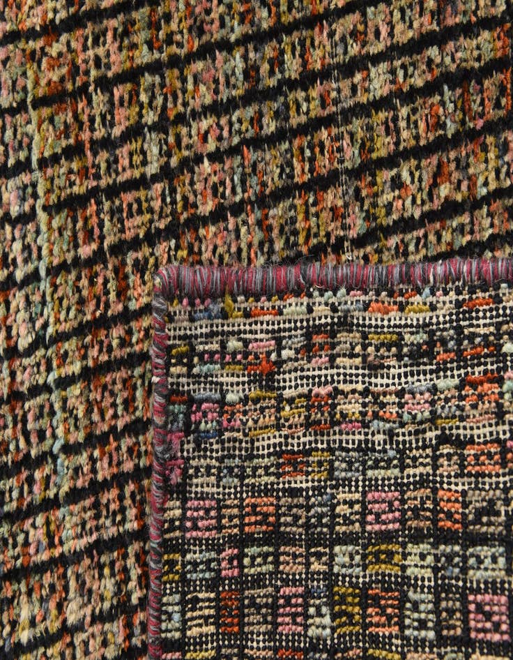 Detail image of  5' 5 x 7' 10  Hand Knotted Darya Wool Rug