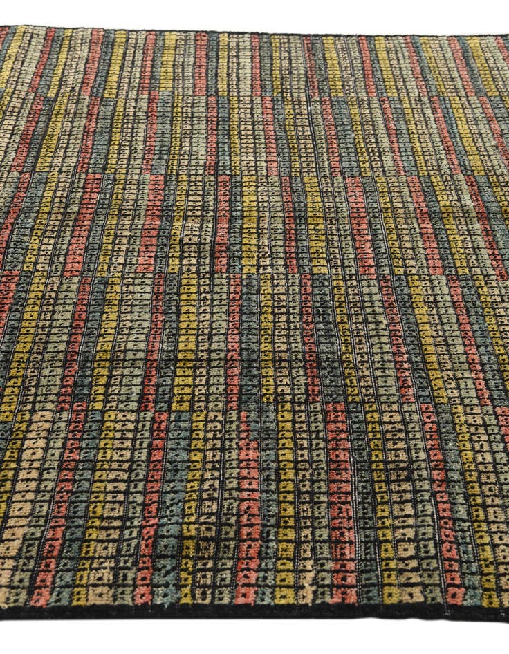 Detail image of  5' 4 x 8'  Hand Knotted Darya Wool Rug