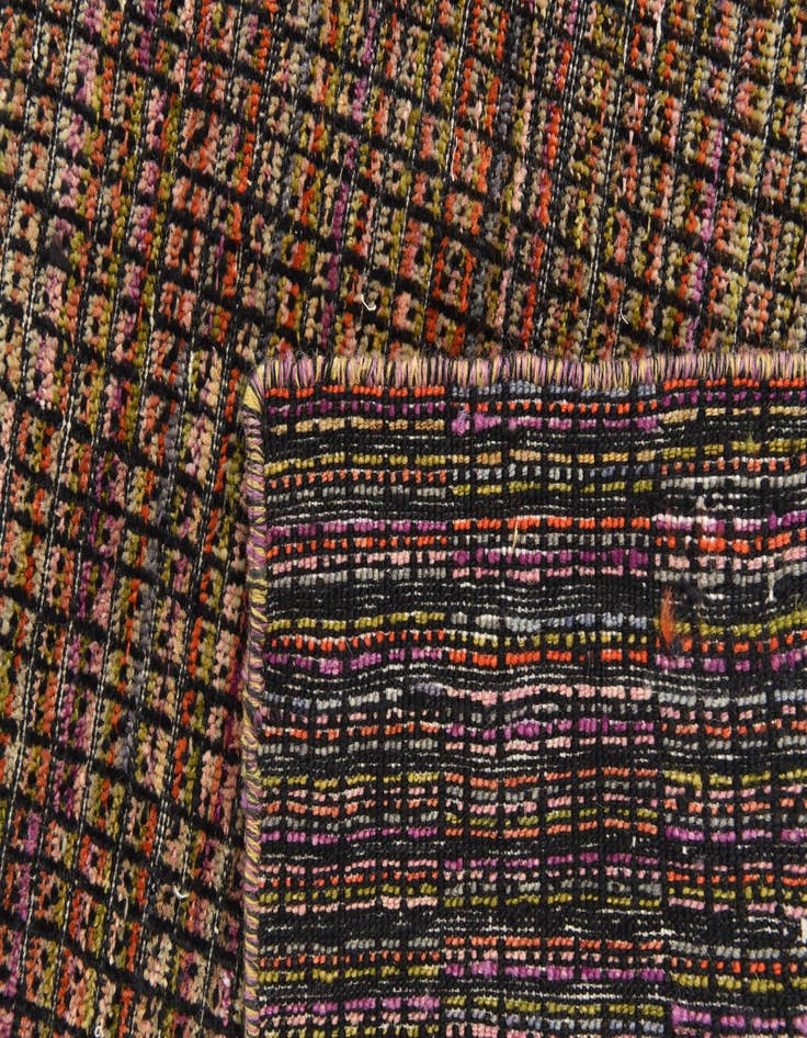 Detail image of  5' 6 x 8' 4  Hand Knotted Darya Wool Rug