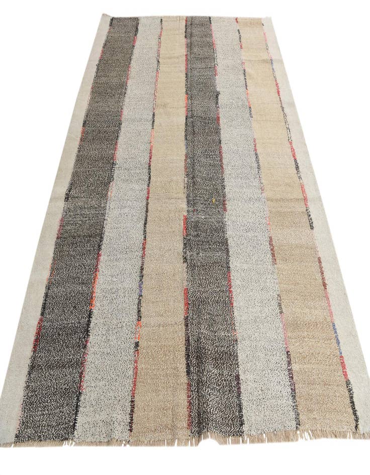 Detail image of  7' x 9' 4  Hand Woven Darya Wool Rug