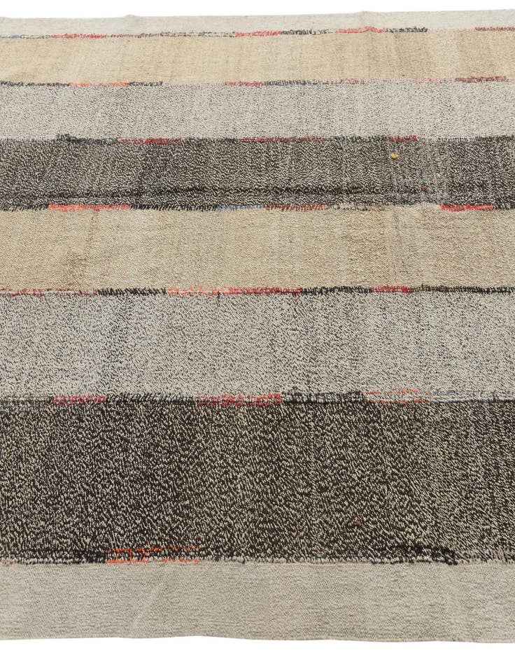 Detail image of  7' x 9' 4  Hand Woven Darya Wool Rug