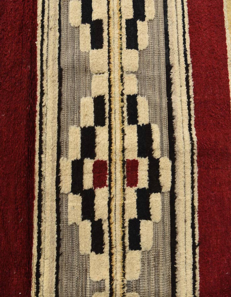 Detail image of  8' 8 x 12' 4  Hand Knotted Darya Wool Rug