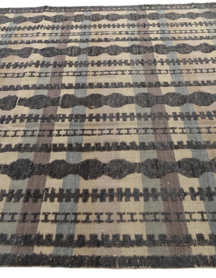 Detail image of  7' 10 x 10' 7  Hand Knotted Darya Wool Rug