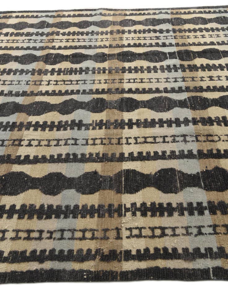 Detail image of  7' 10 x 10' 4  Hand Knotted Darya Wool Rug