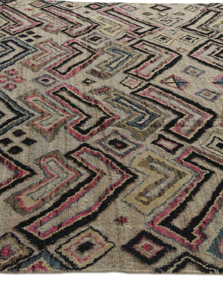 Detail image of  8' x 10' 9  Hand Knotted Darya Wool Rug